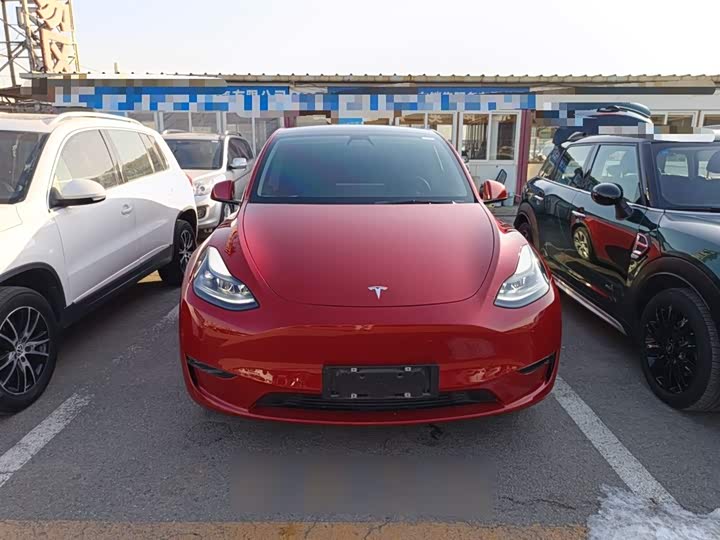 Фото 3 - Tesla Model Y