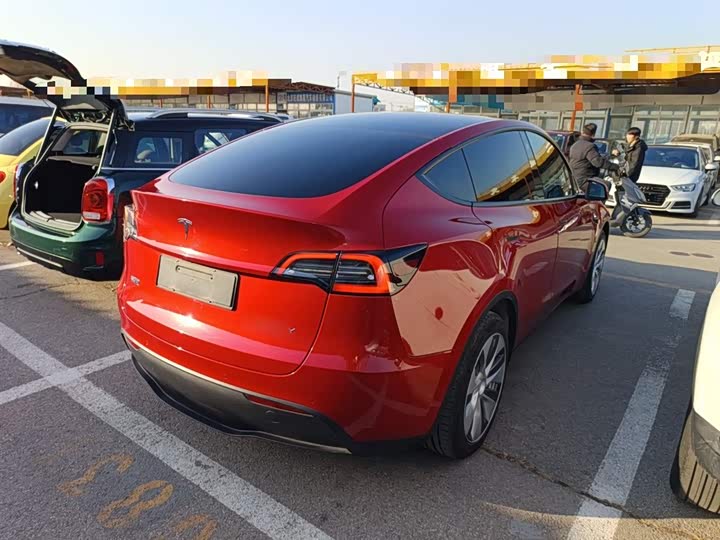 Фото 7 - Tesla Model Y