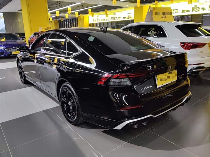 Фото 5 - Honda Accord