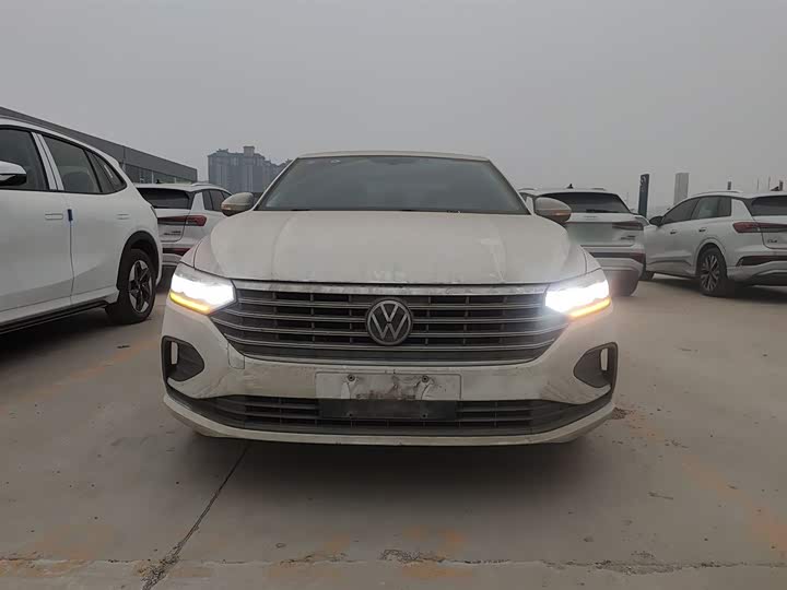 Фото 3 - Volkswagen Lavida