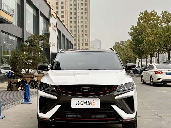 Фото 2 - Geely Coolray