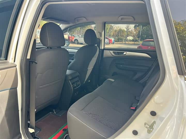 Фото 7 - Haval M6