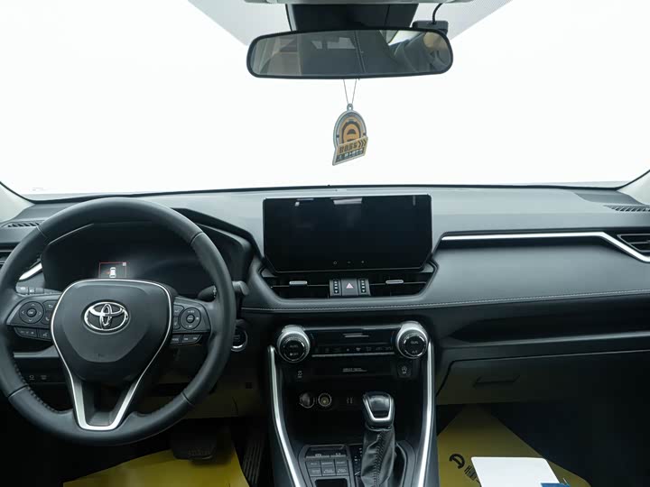 Фото 6 - Toyota Wildlander