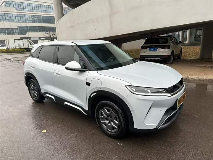 Фото 5 - BYD Yuan Up