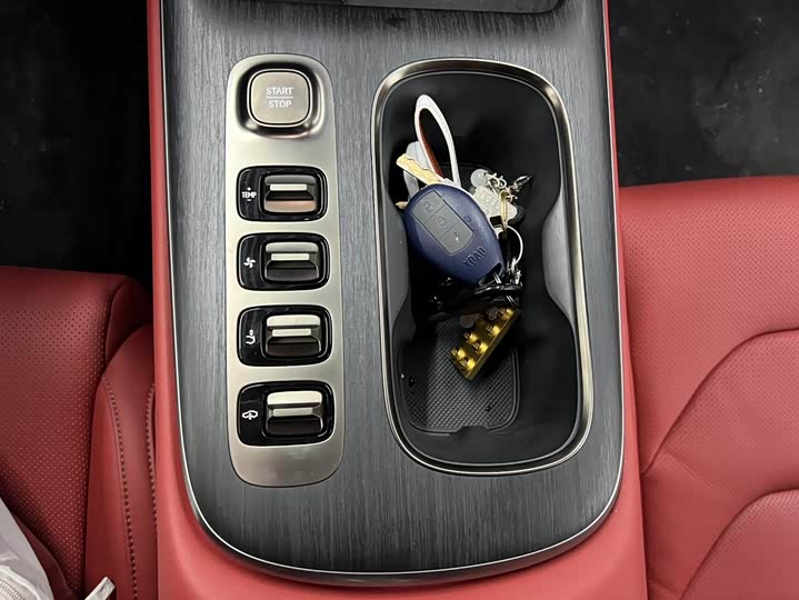 Фото 7 - Xiaomi SU7