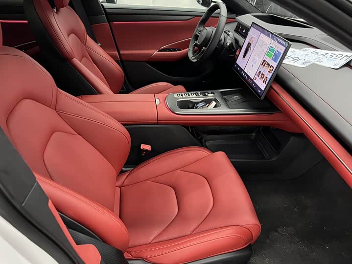 Фото 9 - Xiaomi SU7