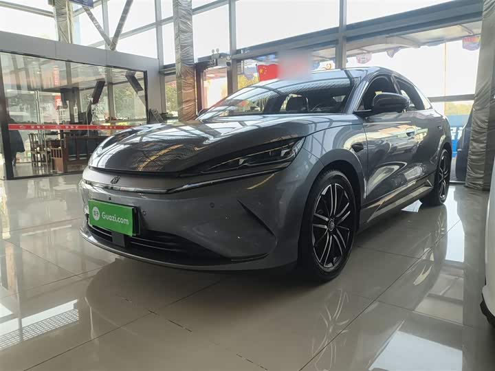 Фото 2 - BYD Qin L