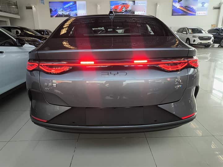 Фото 6 - BYD Qin L