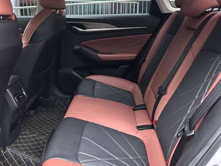 Фото 8 - Changan Eado Plus