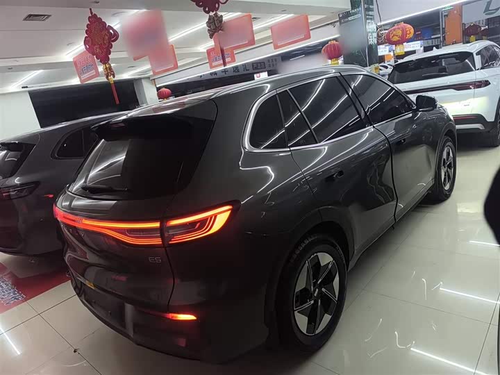 Фото 7 - Geely Galaxy E5