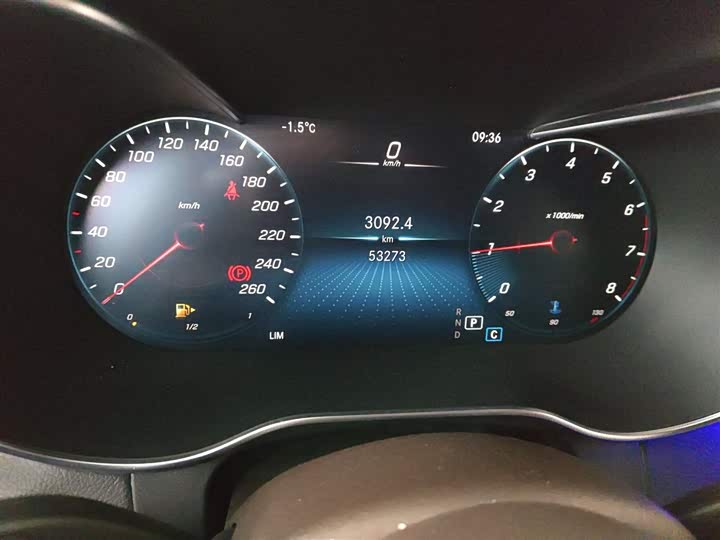 Фото 5 - Mercedes-Benz GLC-Class