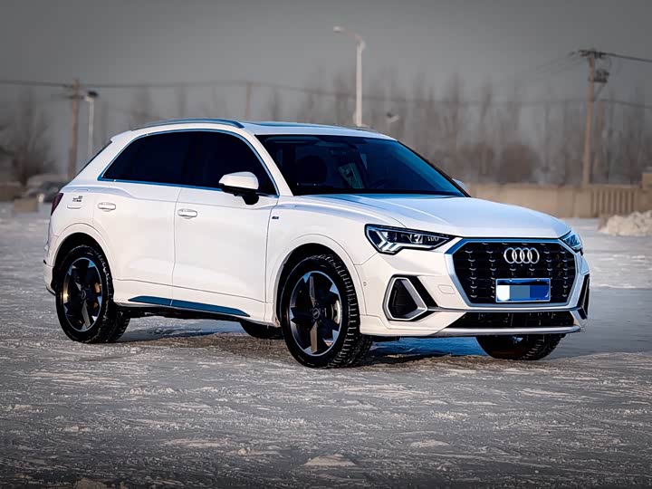 Фото 3 - Audi Q3