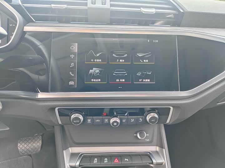 Фото 7 - Audi Q3