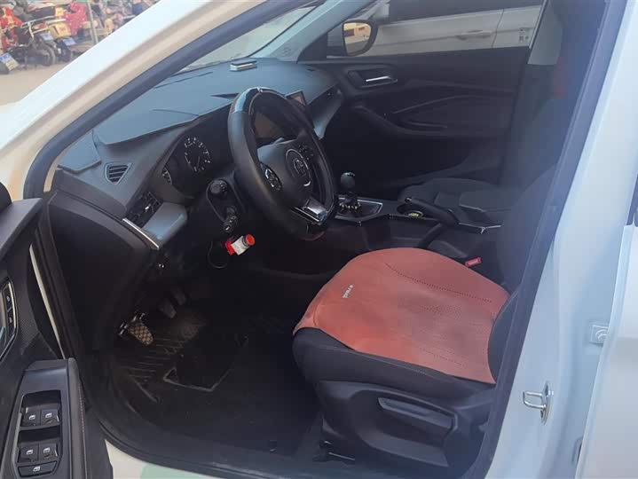 Фото 9 - MG Motor 5