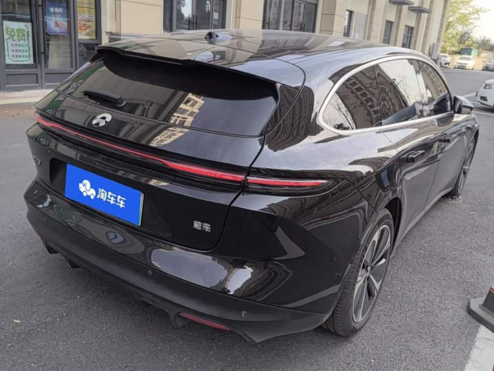 Фото 3 - Nio ET5T