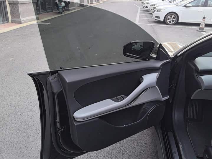 Фото 7 - Nio ET5T