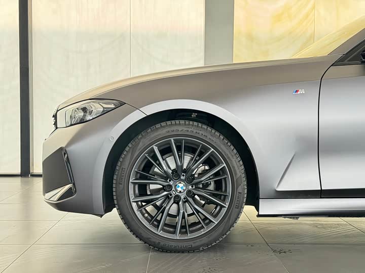 Фото 3 - BMW 3 Series