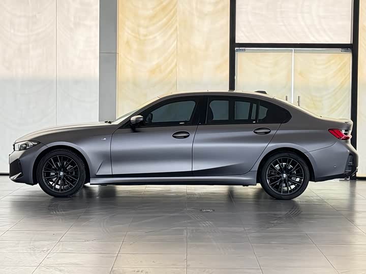 Фото 4 - BMW 3 Series