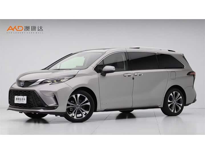 Фото 1 - Toyota Granvia