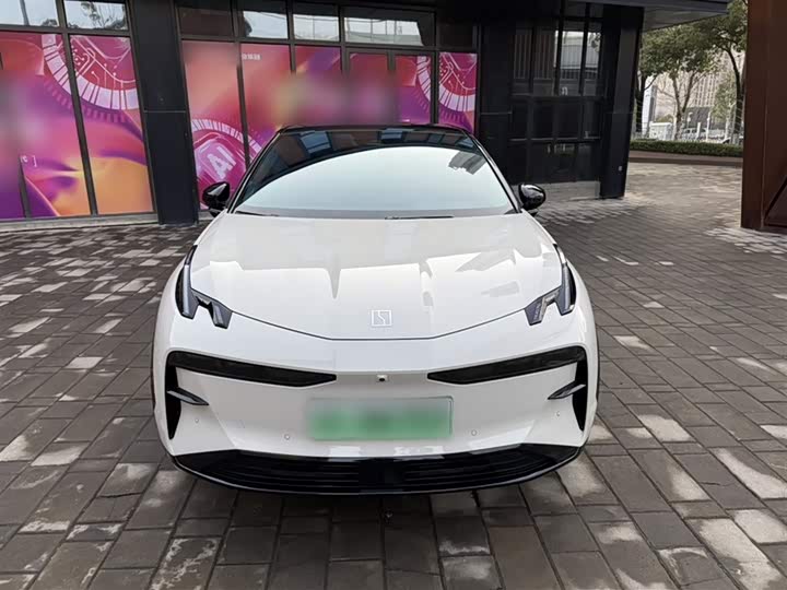 Фото 5 - Zeekr X