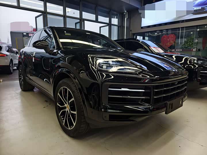 Фото 2 - Porsche Cayenne