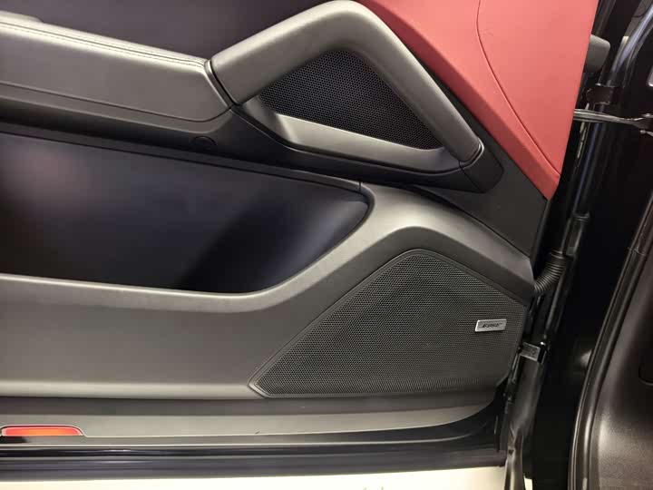 Фото 8 - Porsche Cayenne