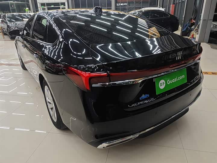 Фото 5 - Buick LaCrosse