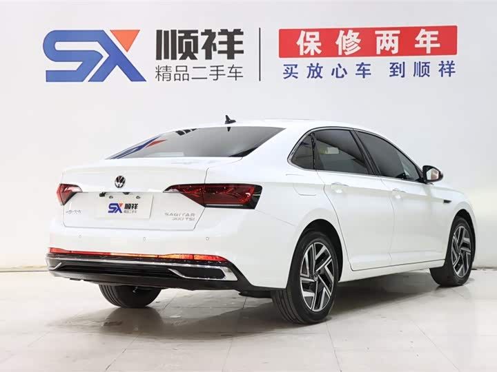 Фото 4 - Volkswagen Sagitar L