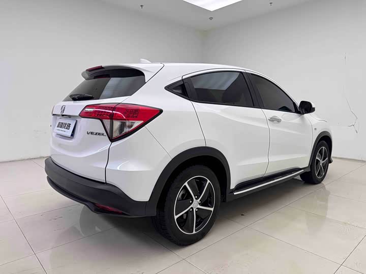 Фото 6 - Honda Vezel