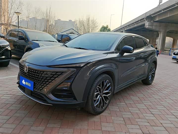 Фото 1 - Changan UNI-T