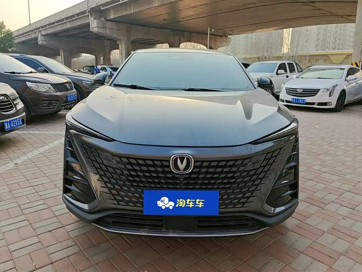 Фото 2 - Changan UNI-T