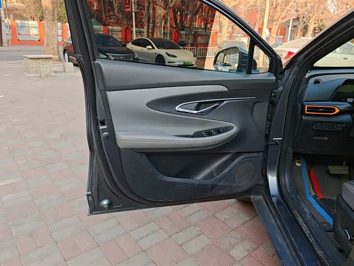 Фото 7 - Changan UNI-T