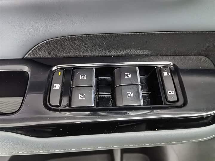 Фото 9 - GAC Aion Y