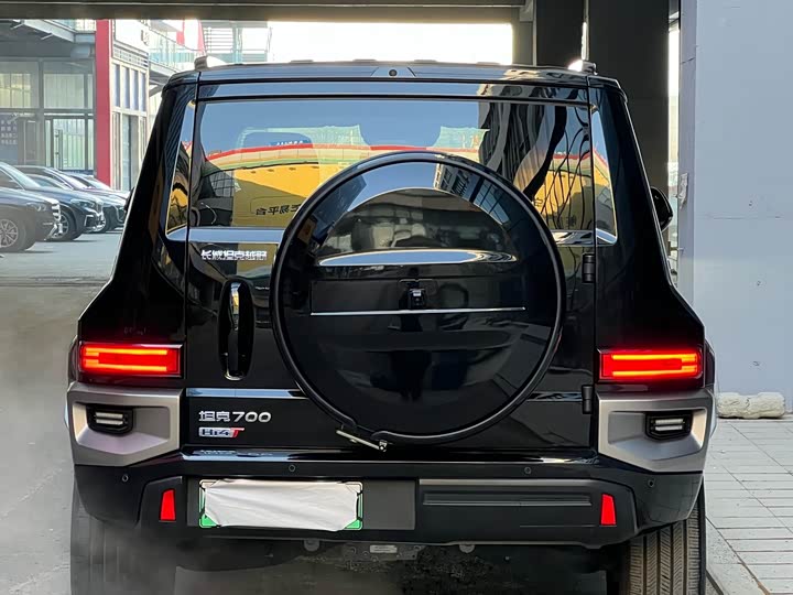 Фото 4 - Tank 700 Hybrid