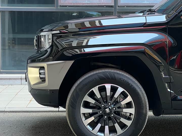 Фото 8 - Tank 700 Hybrid