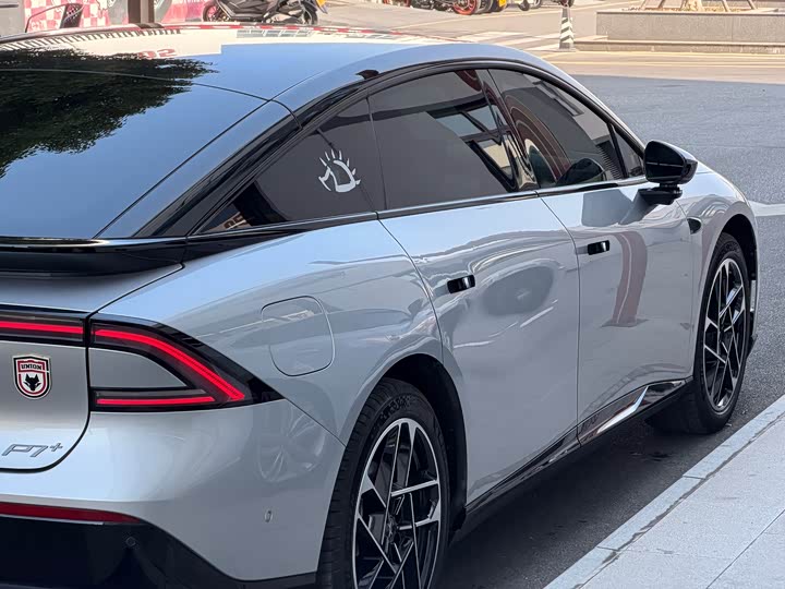 Фото 7 - XPeng F57