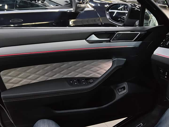 Фото 7 - Volkswagen Magotan