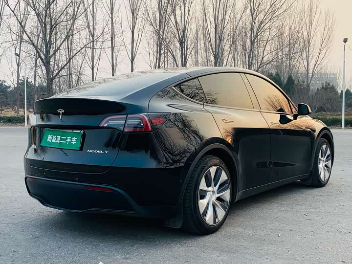 Фото 7 - Tesla Model Y