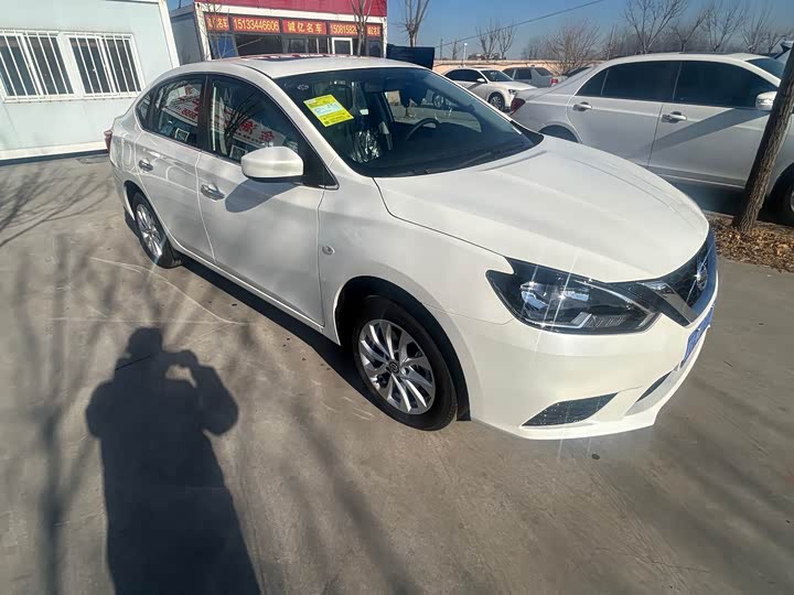 Фото 3 - Nissan Sylphy