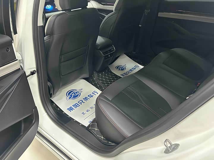 Фото 6 - Ford Mondeo