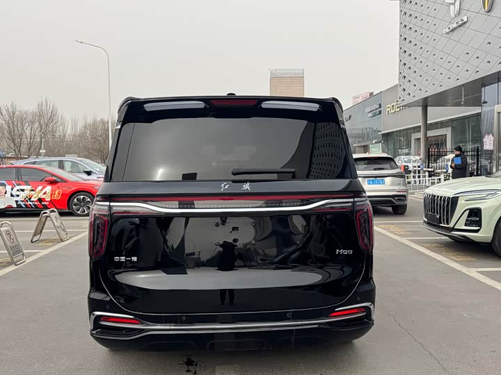 Фото 5 - Hongqi HQ9