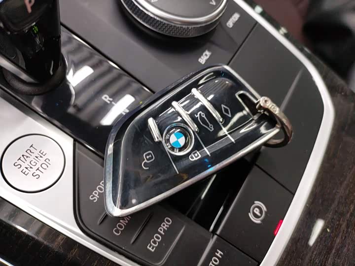 Фото 9 - BMW 3 Series