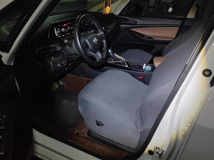 Фото 9 - Buick GL6