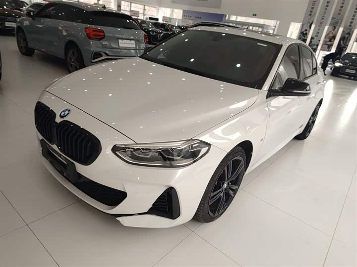 Фото 2 - BMW 1 Series