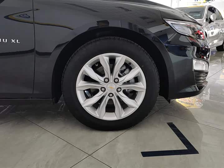 Фото 6 - Chevrolet Malibu XL