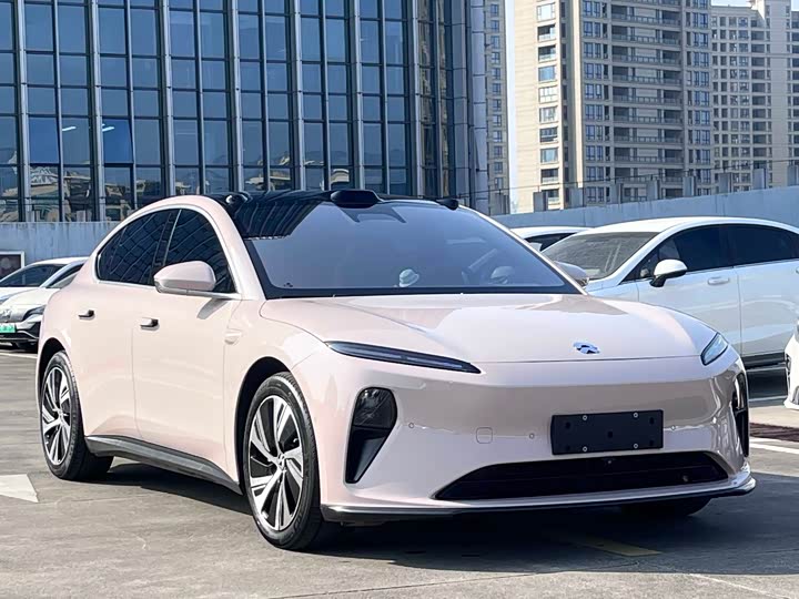 Фото 3 - Nio ET5