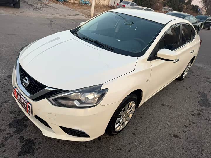 Фото 2 - Nissan Sylphy