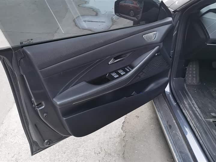 Фото 7 - Changan Deepal SL03