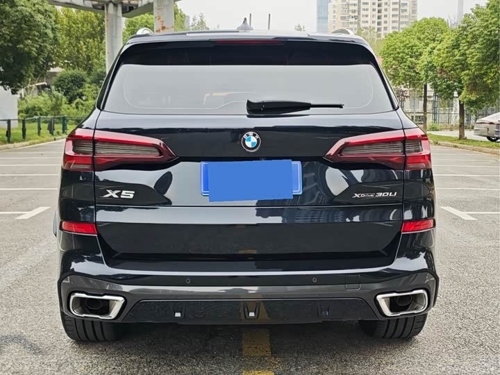 Фото 6 - BMW X5