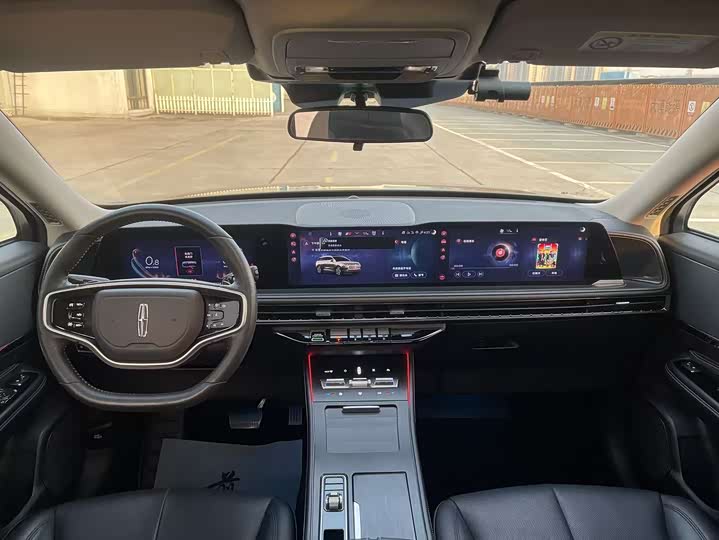 Фото 5 - Lincoln Corsair